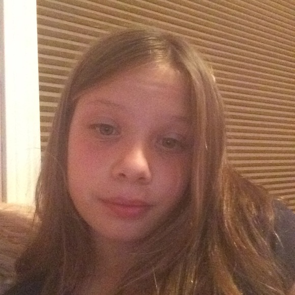 Meet your Posher, Peyton - Picture 2 of 4